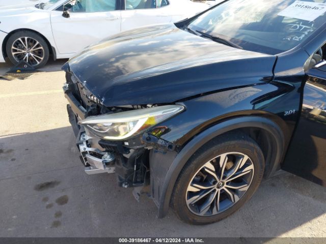 SJKCH5CR4JA052026 Infiniti Qx30 Luxury