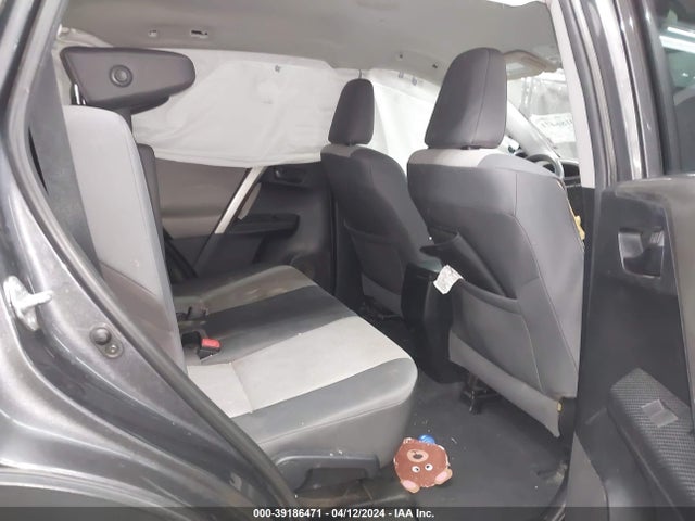 Toyota RAV4 LE 2015 2T3ZFREV0FW194385 Image 8