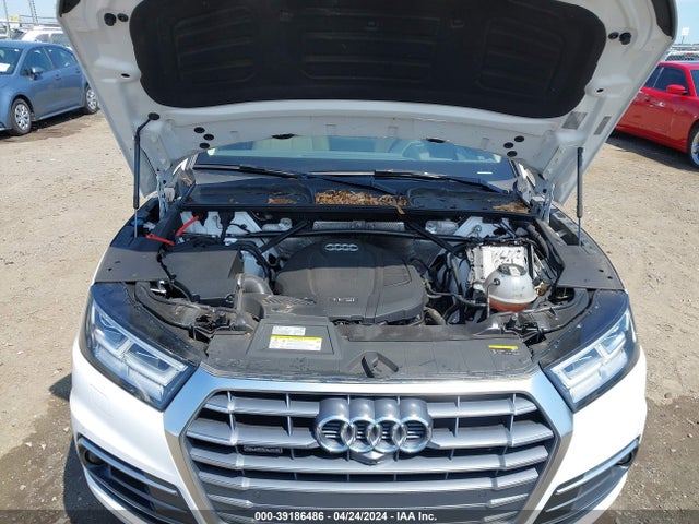 WA1CNAFY1J2219356 Audi Q5 2.0t Premium/2.0t Tech Premium