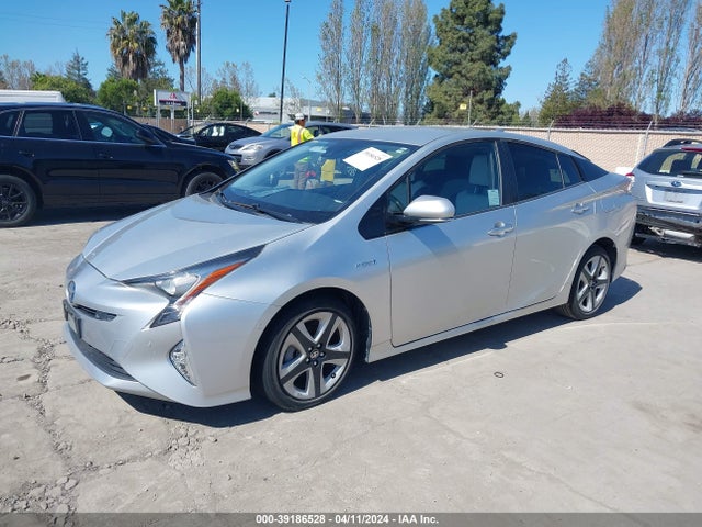 Toyota Prius Four Touring 2017 JTDKARFU7H3029915 Image 2