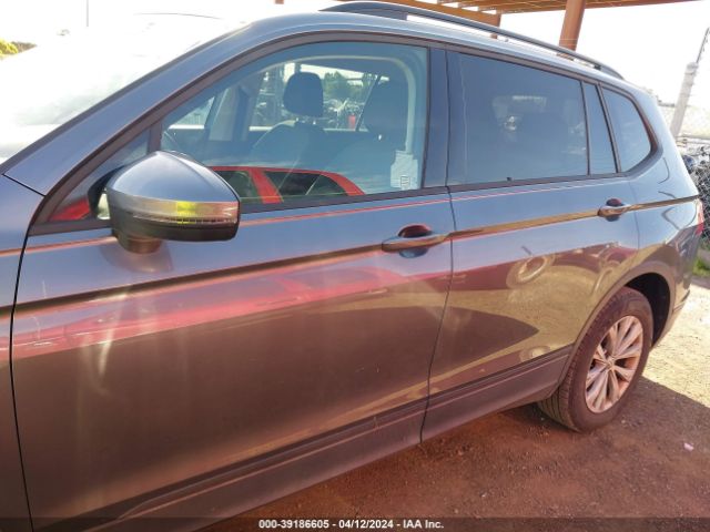 3VV0B7AX0JM016746 Volkswagen Tiguan 2.0t S