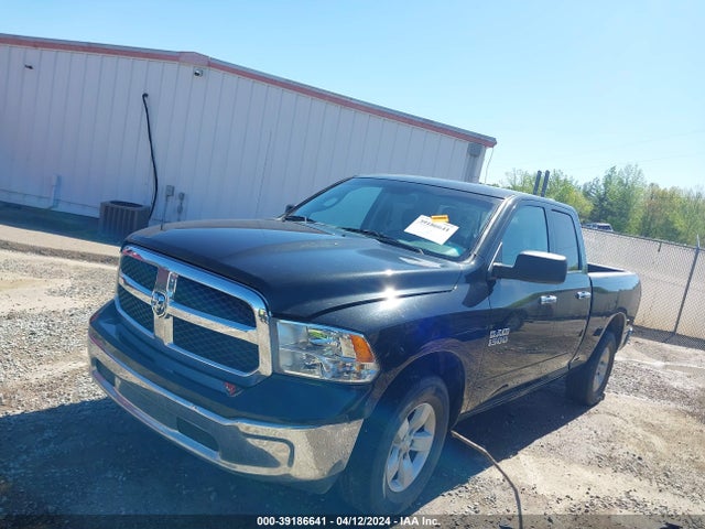 1C6RR6GG2JS298776 RAM 1500 Slt Quad Cab 4x2 6'4 Box