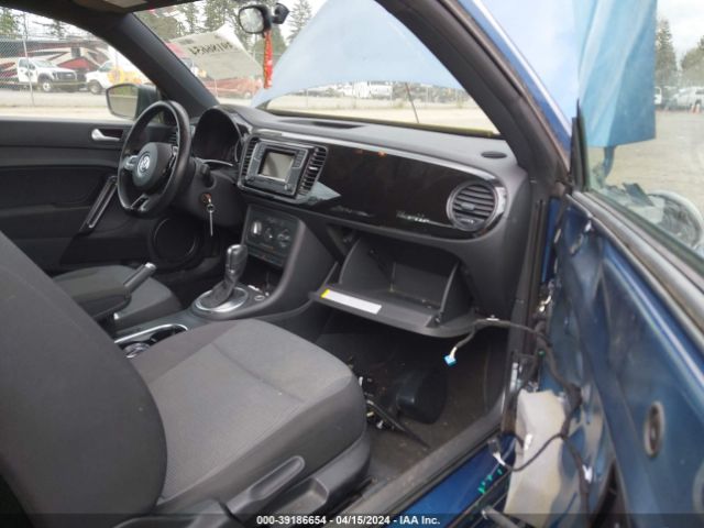 3VWFD7AT5JM719885 Volkswagen Beetle 2.0t Coast/2.0t S
