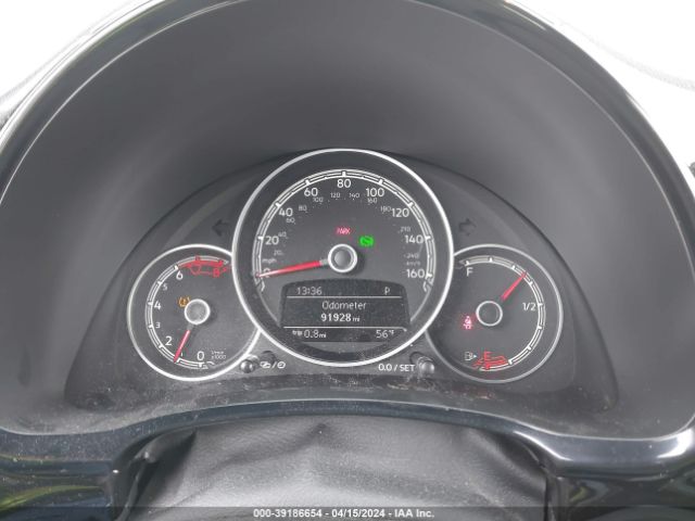 3VWFD7AT5JM719885 Volkswagen Beetle 2.0t Coast/2.0t S