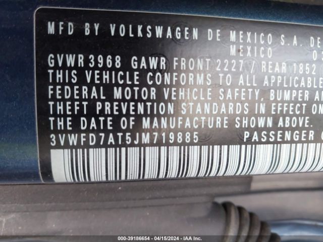 3VWFD7AT5JM719885 Volkswagen Beetle 2.0t Coast/2.0t S