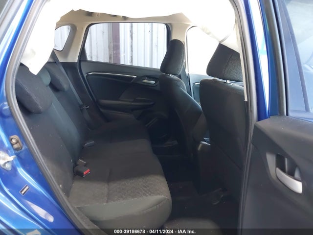 Honda FIT LX 2015 3HGGK5H56FM736843 Image 8