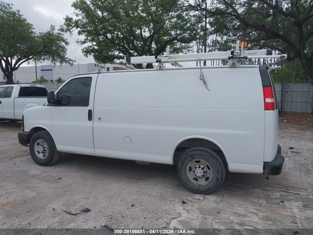 Chevrolet Express 2500 Work Van 2016 1GCWGAFF6G1339051 Image 14