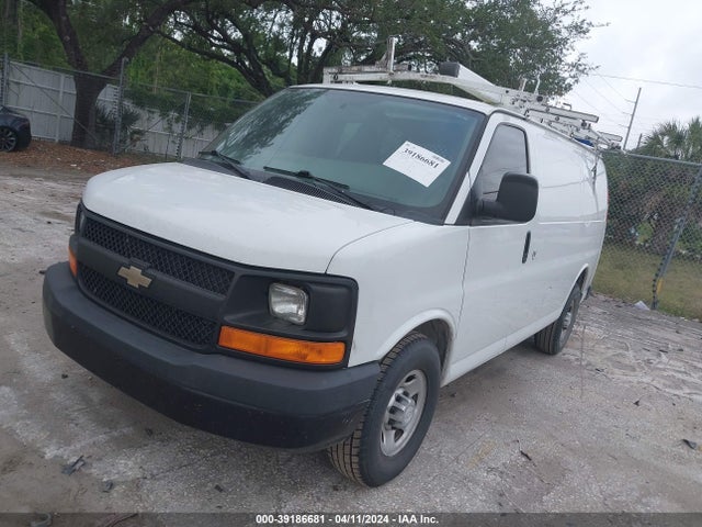 Chevrolet Express 2500 Work Van 2016 1GCWGAFF6G1339051 Image 2