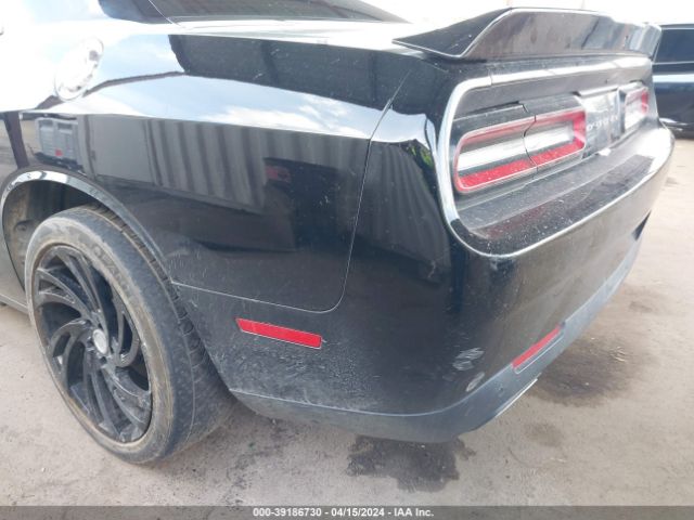 2C3CDZAG8JH155463 Dodge Challenger Sxt Plus