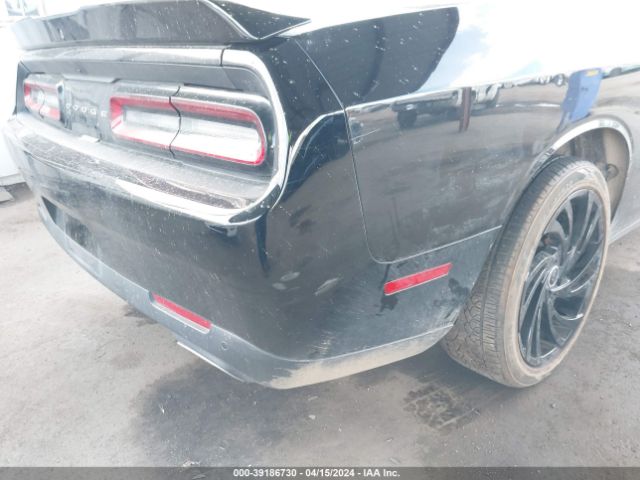 2C3CDZAG8JH155463 Dodge Challenger Sxt Plus