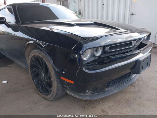 2C3CDZAG8JH155463 Dodge Challenger Sxt Plus