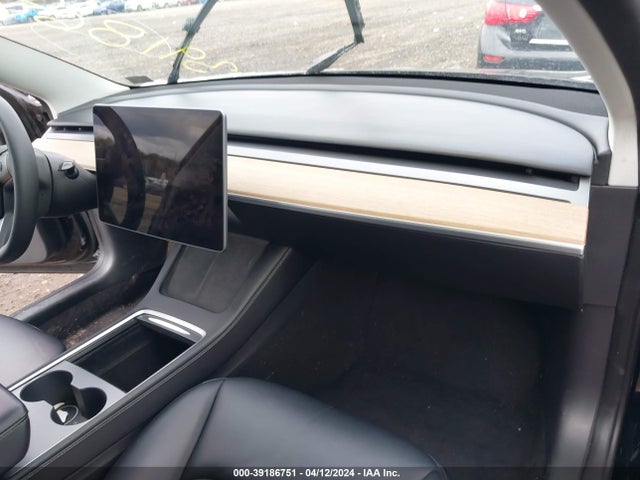 Tesla Model 3 Rear-wheel Drive 2022 5YJ3E1EA4NF286112 Image 5