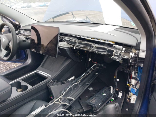 Tesla Model 3 Rear-wheel Drive 2022 5YJ3E1EA4NF371029 Image 5