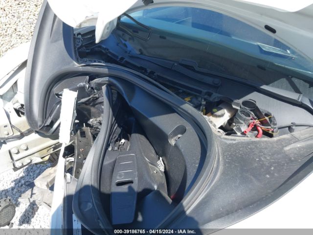 5YJ3E1EB7KF511563 Tesla Model 3 Long Range/performance