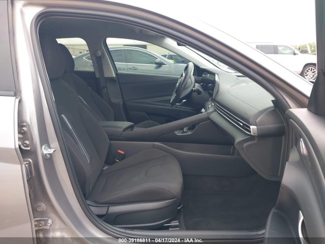 39186811 :رقم المزاد ، KMHLS4AG1PU605203 vin ، 2023 Hyundai Elantra Sel مزاد بيع