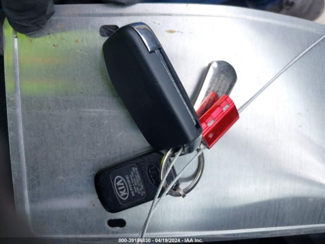 KNDPMCAC1M7912582 KIA Sportage Lx