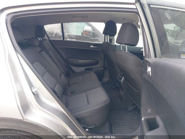 KNDPMCAC1M7912582 KIA Sportage Lx