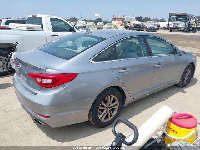 Hyundai SONATA SE 2016 5NPE24AF5GH375714 Image 4