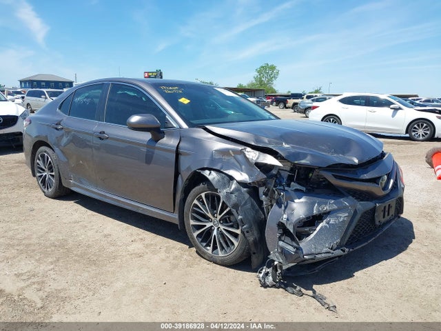 Toyota CAMRY SE 2018 4T1B11HK7JU149951 main image