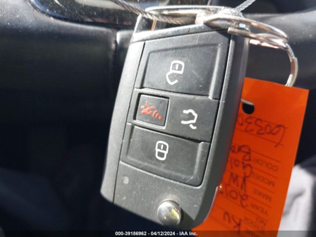 3VW217AU2HM023138 Volkswagen Golf Tsi S 4-door/tsi Se 4-door/tsi Sel 4-door/tsi Wolfsburg Edition 4-door