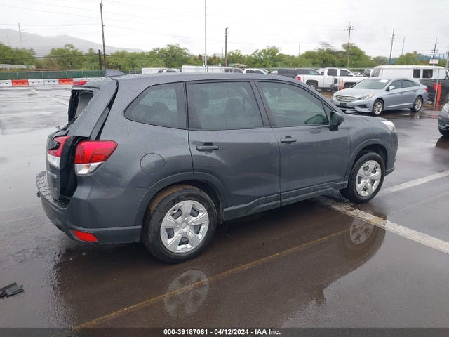JF2SKAAC1NH495398 Subaru Forester