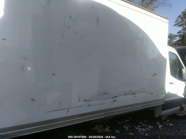 Ford Transit-350 Cab 2018 1FDBF8ZM5JKA99640 Image 13