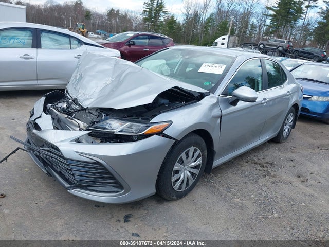 Toyota Camry Le Hybrid 2022 4T1C31AK5NU599256 Image 2