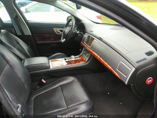 2009 JAGUAR XF SAJWA06B49HR24408 Photo 4