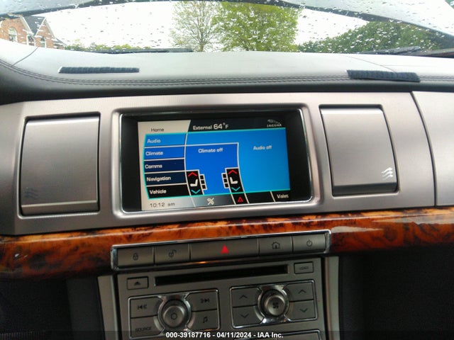 2009 JAGUAR XF SAJWA06B49HR24408 Photo 5