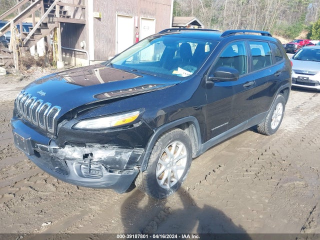 1C4PJMAB5FW774561 Jeep Cherokee Sport