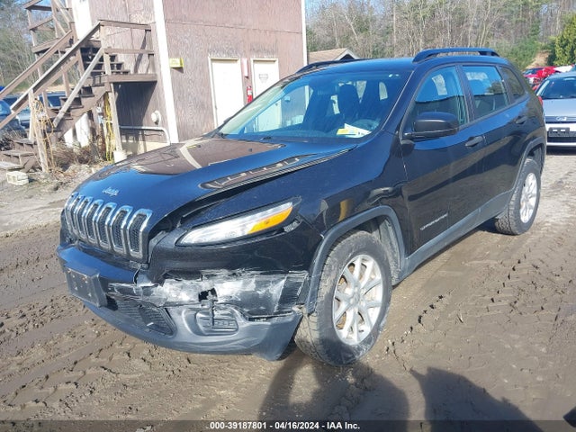 1C4PJMAB5FW774561 Jeep Cherokee Sport