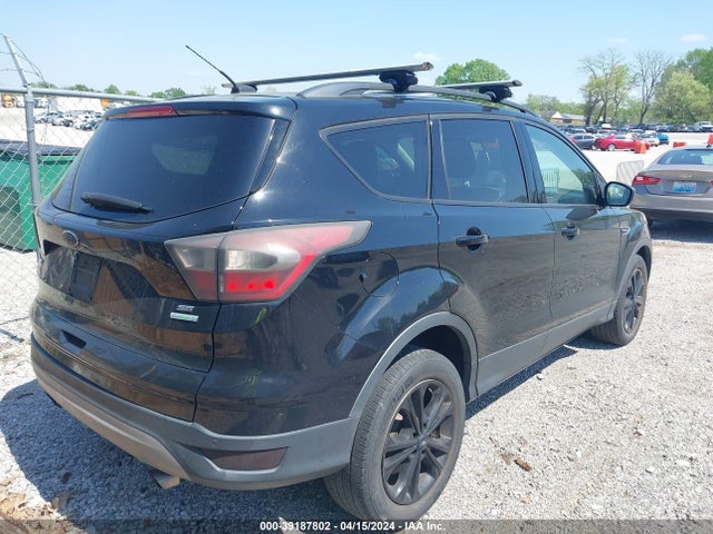 Ford ESCAPE SE 2017 1FMCU0GD7HUA16402 Image 4
