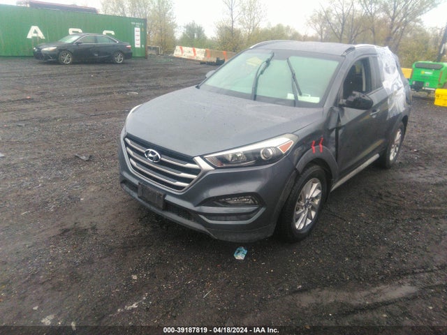 Hyundai TUCSON SE 2017 KM8J3CA48HU588194 Image 2