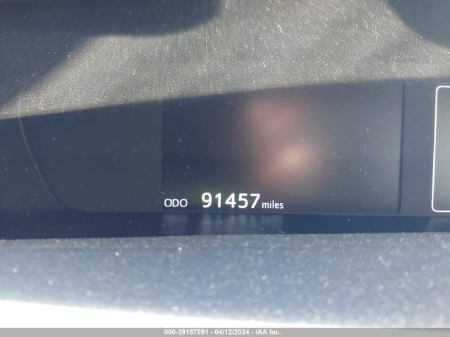 Toyota Prius Four 2018 JTDKARFUXJ3059738 Image 14