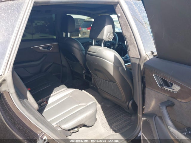 WA1FVAF13KD042752 Audi Q8 55 Premium