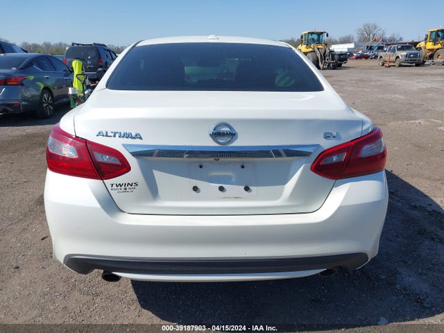 Nissan Altima 2.5 Sv 2018 1N4AL3AP3JC161408 Image 16