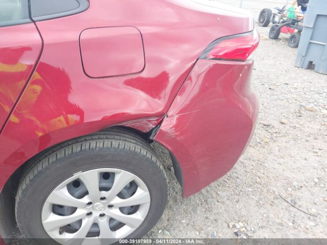 JTDEPMAE1NJ207419 Toyota COROLLA LE