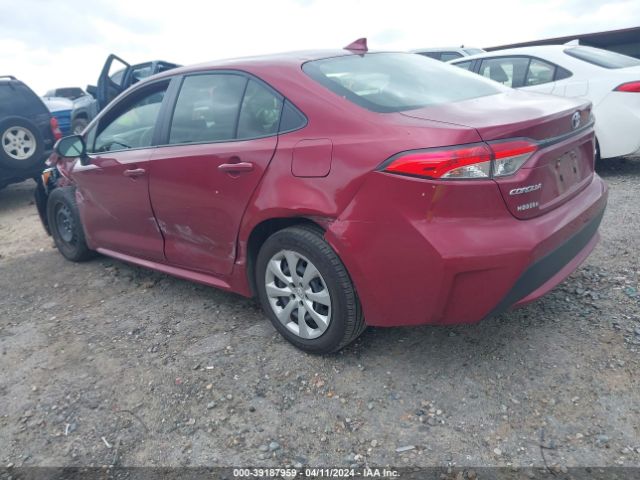 JTDEPMAE1NJ207419 Toyota COROLLA LE