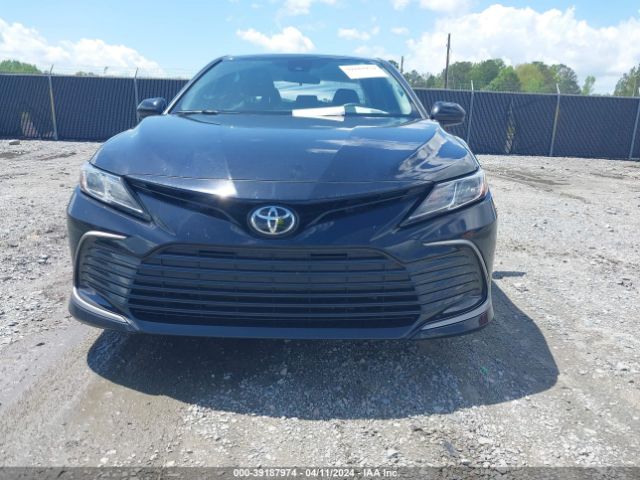 4T1C11AK5MU573664 Toyota CAMRY LE