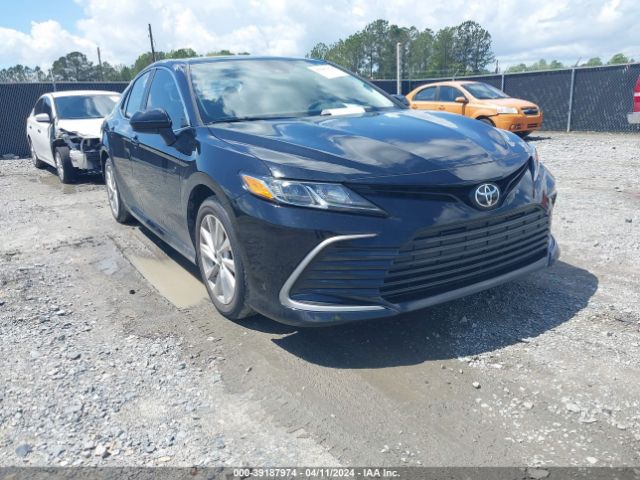 4T1C11AK5MU573664 Toyota CAMRY LE