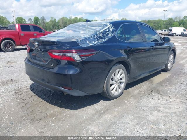 4T1C11AK5MU573664 Toyota CAMRY LE