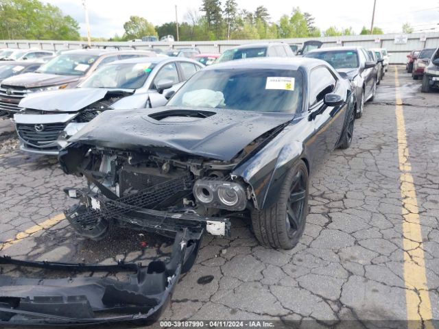 2C3CDZFJ7HH624489 Dodge Challenger 392 Hemi Scat Pack Shaker