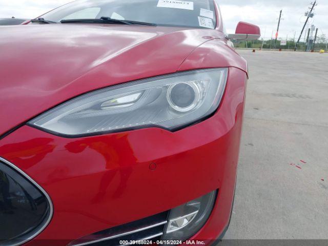 5YJSA1H17EFP30148 Tesla Model S P85