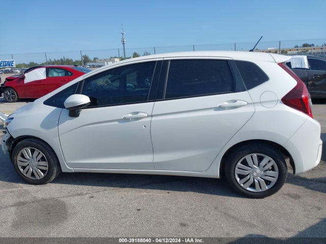 Honda FIT LX 2017 JHMGK5H58HS019142 Image 15