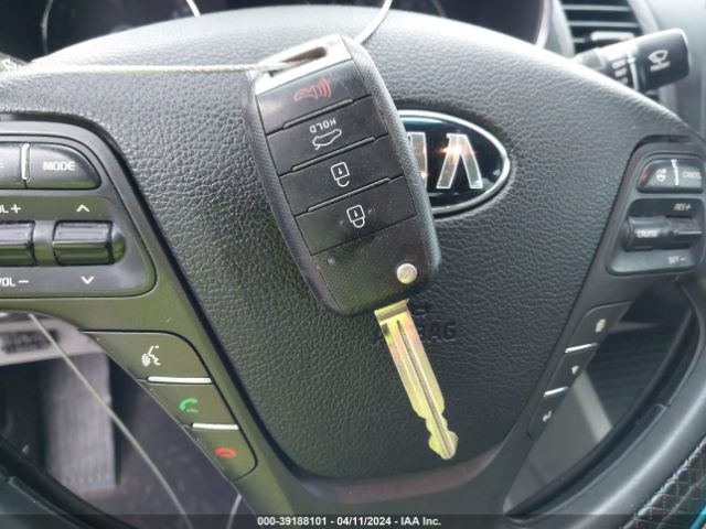 KNAFX4A88G5451477 KIA FORTE EX