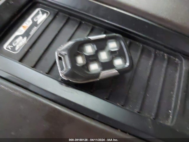 Chevrolet Suburban Premier 2017 1GNSCJKC4HR260137 Image 11