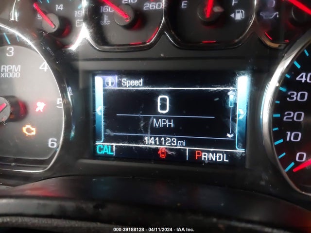 Chevrolet Suburban Premier 2017 1GNSCJKC4HR260137 Image 15