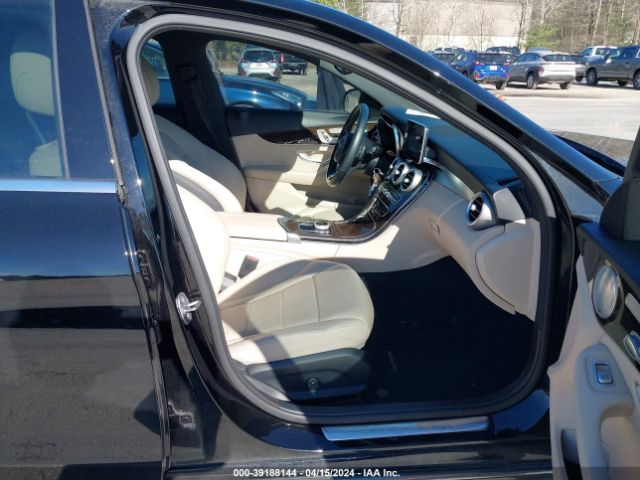 WDDWF4KB1JR394934 Mercedes-Benz C 300 4matic