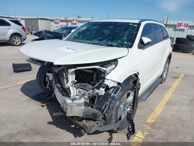 Toyota Highlander Xle V6 2014 5TDKKRFH2ES031274 Image 2