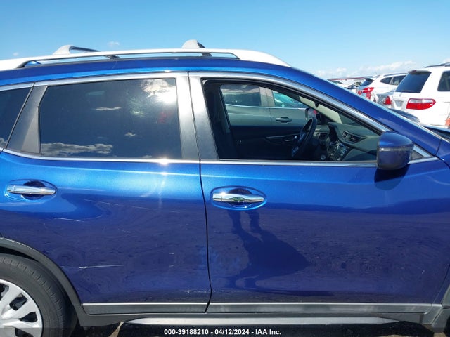 Nissan ROGUE S 2017 5N1AT2MT8HC775910 Image 13